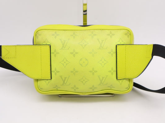 LOUIS VUITTON M30251 Taiga Rama Bum Bag Outdoor Jaune Waist Bag