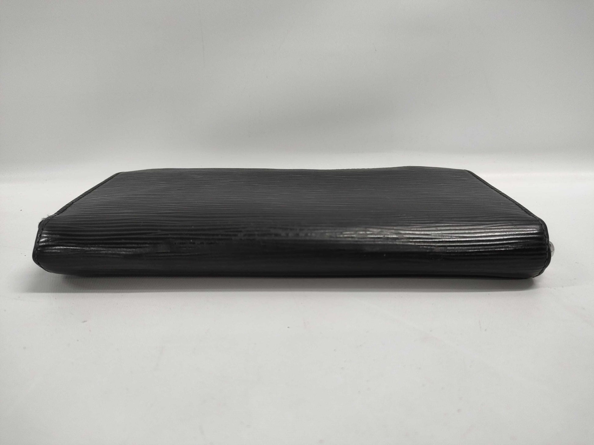 LOUIS VUITTON M61857 Epi Zippy Wallet Noir Wallet