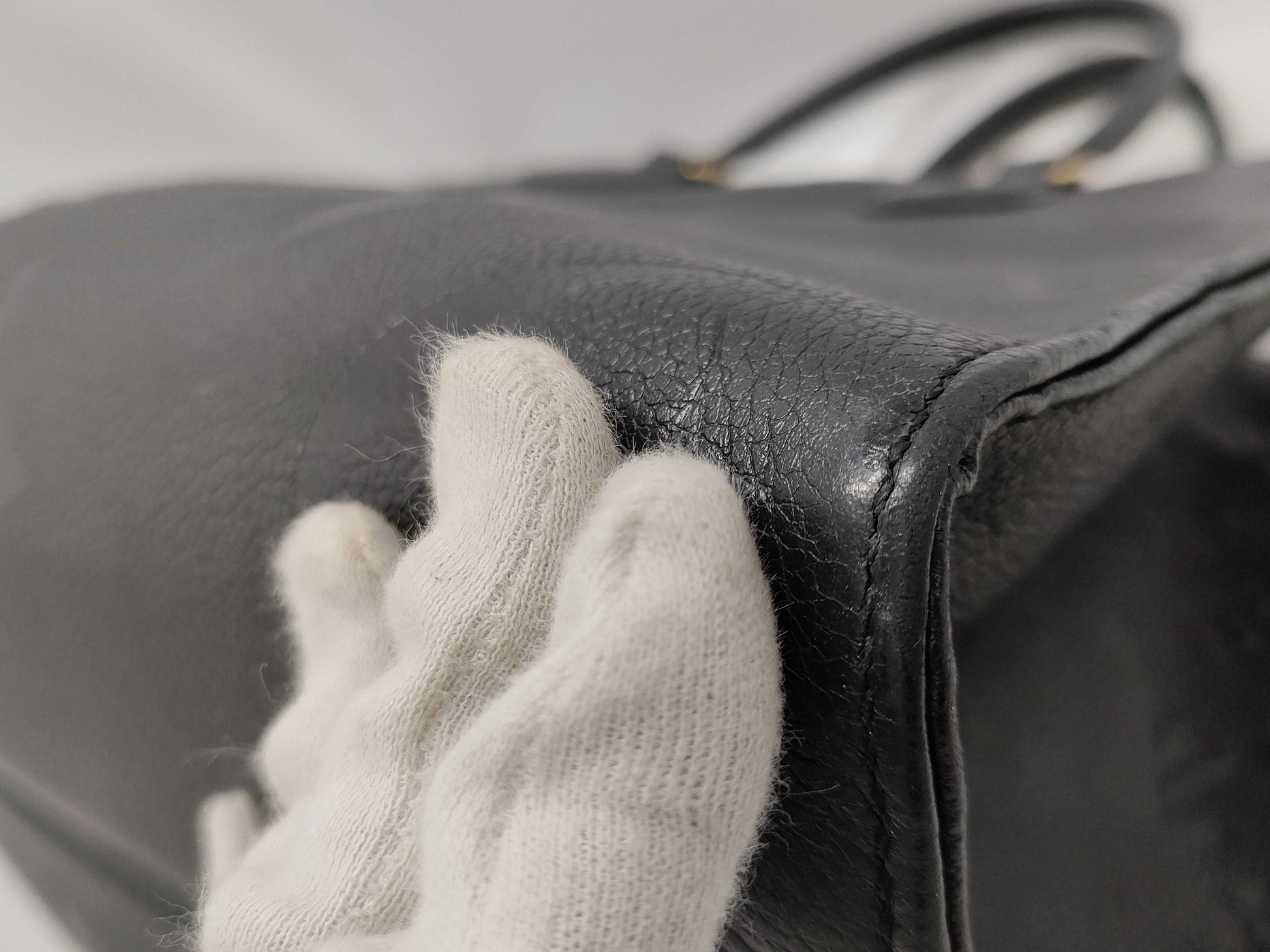 LOUIS VUITTON M45595 Monogram Empreinte On the Go MM Noir Tote Bag with RFID Reader