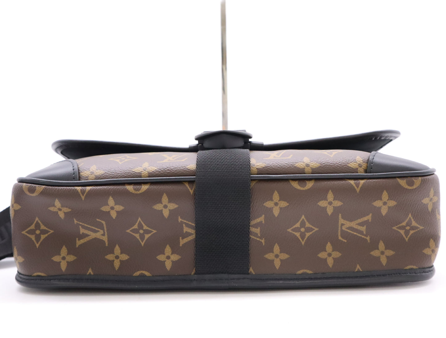 LOUIS VUITTON M46371 Macassar Archie Messenger Shoulder Bag