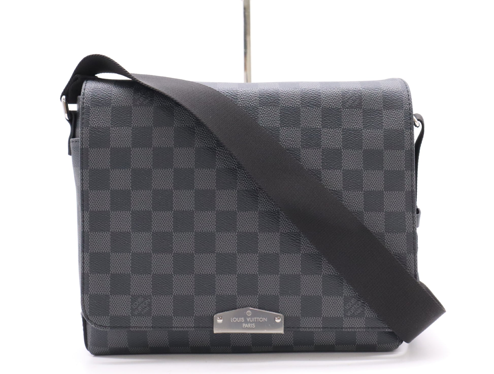 LOUIS VUITTON N40349 Graphite District PM NV2 RFID Confirmed Shoulder Bag