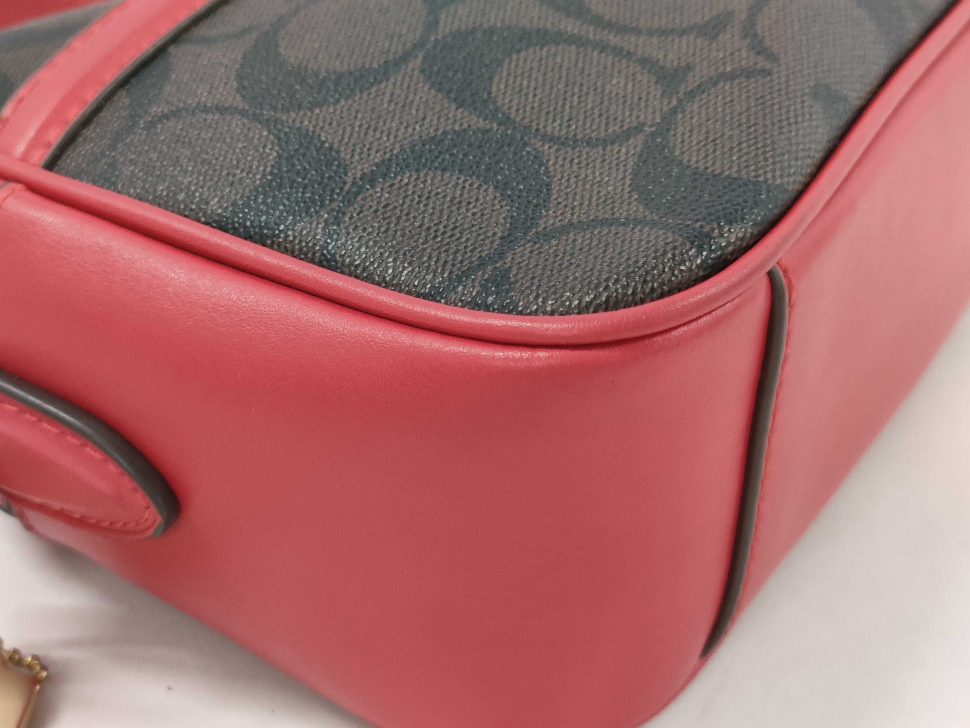 COACH F68168 Signature Shoulder Bag Leather Brown Red Shoulder Bag