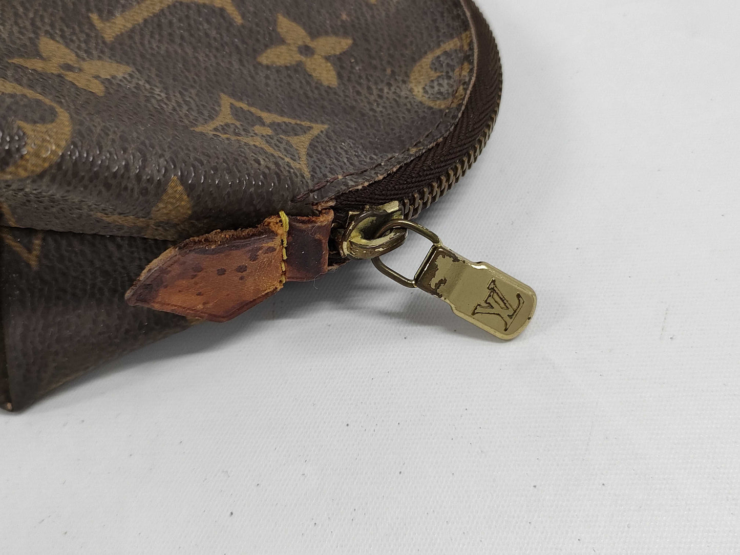 LOUIS VUITTON M47515 Monogram Cosmetic Pouch