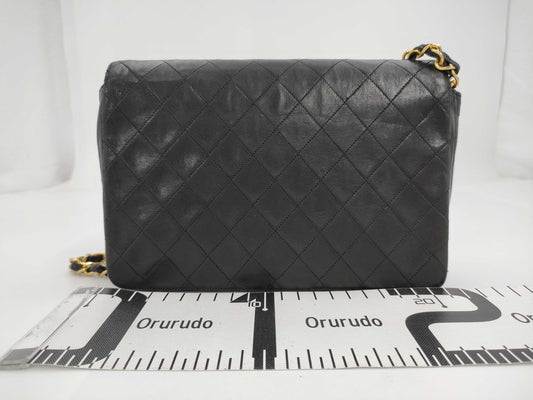 CHANEL Circle Black No. 1 Shoulder Bag