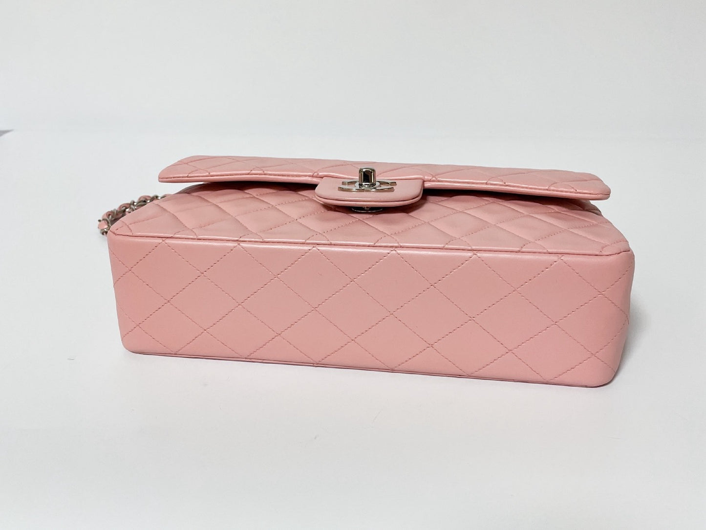 CHANEL W Flap Matlasse Pink Lambskin Seal Shoulder Bag