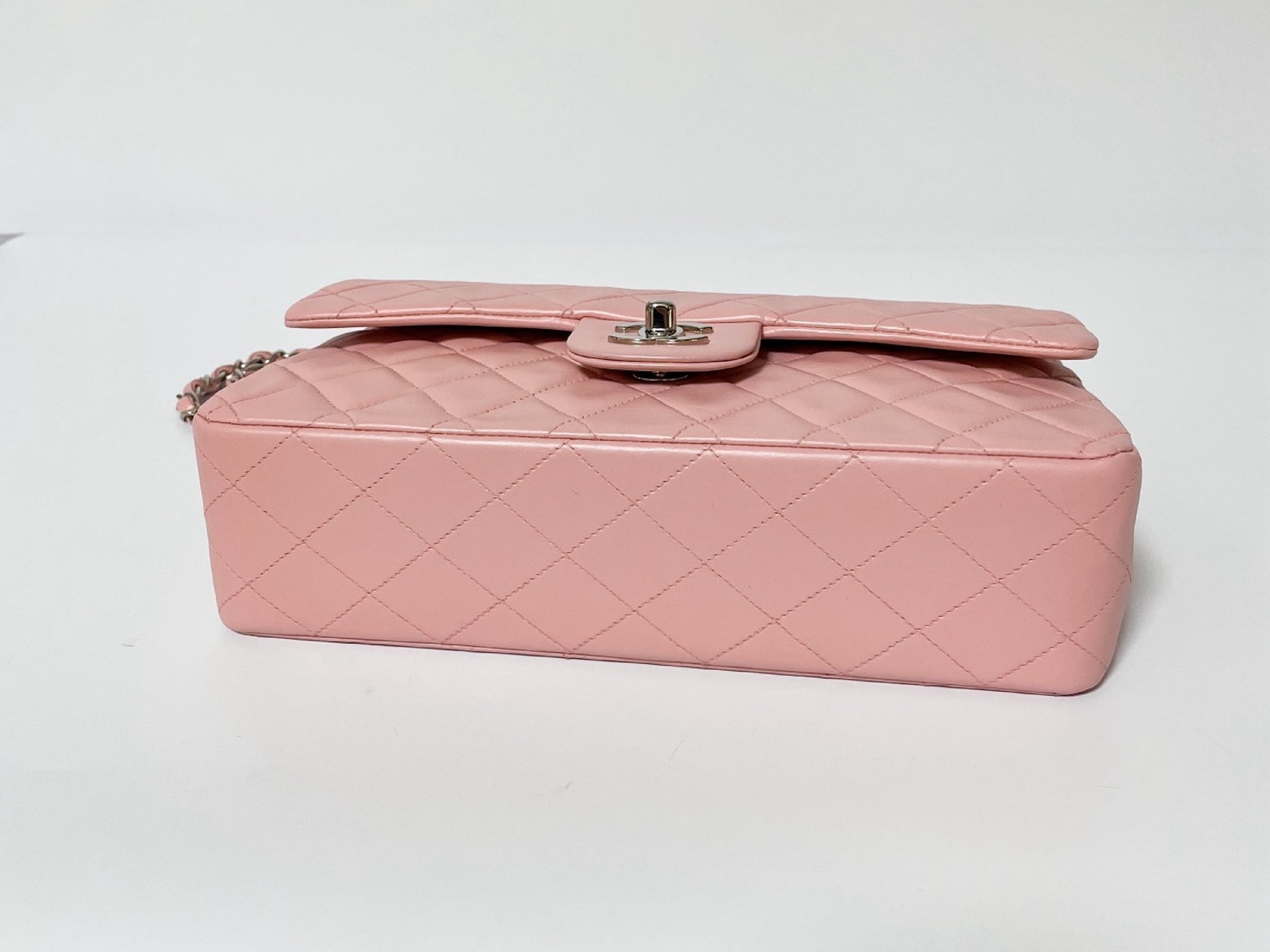 CHANEL W Flap Matlasse Pink Lambskin Seal Shoulder Bag