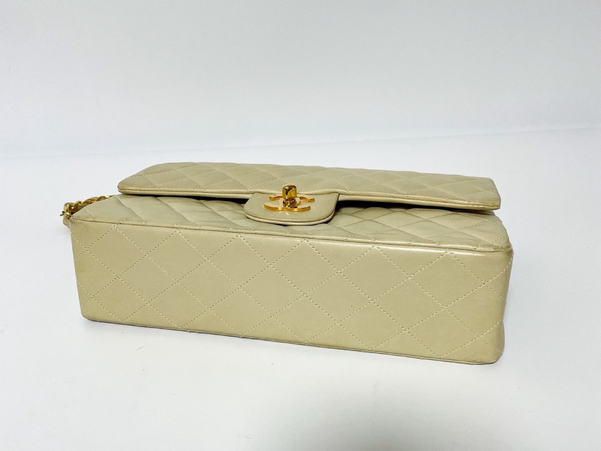 CHANEL W Flap Matlasse Beige Lambskin with Seal Shoulder Bag