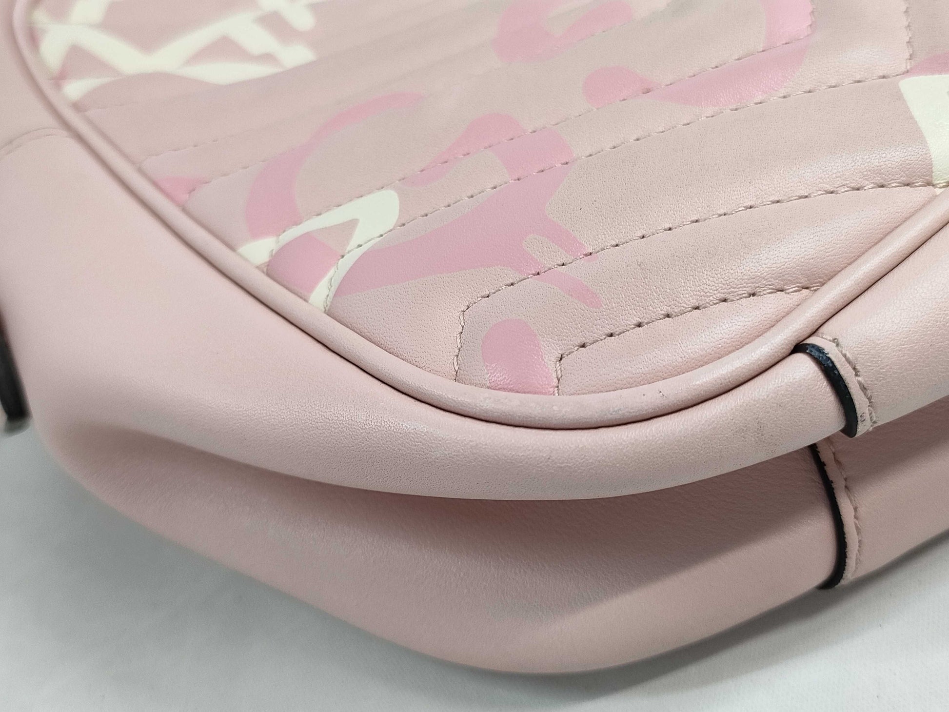 GUCCI Ghost GG Marmont Shoulder Bag