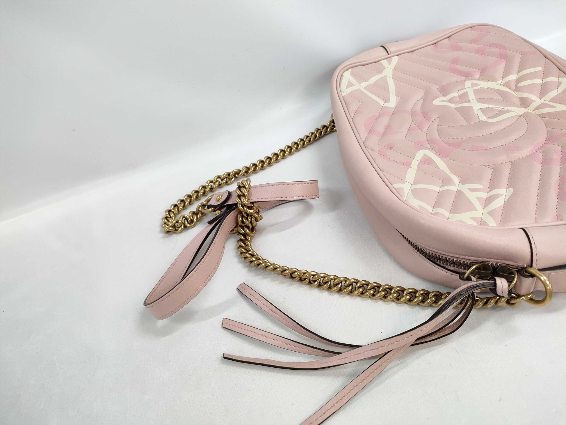 GUCCI Ghost GG Marmont Shoulder Bag