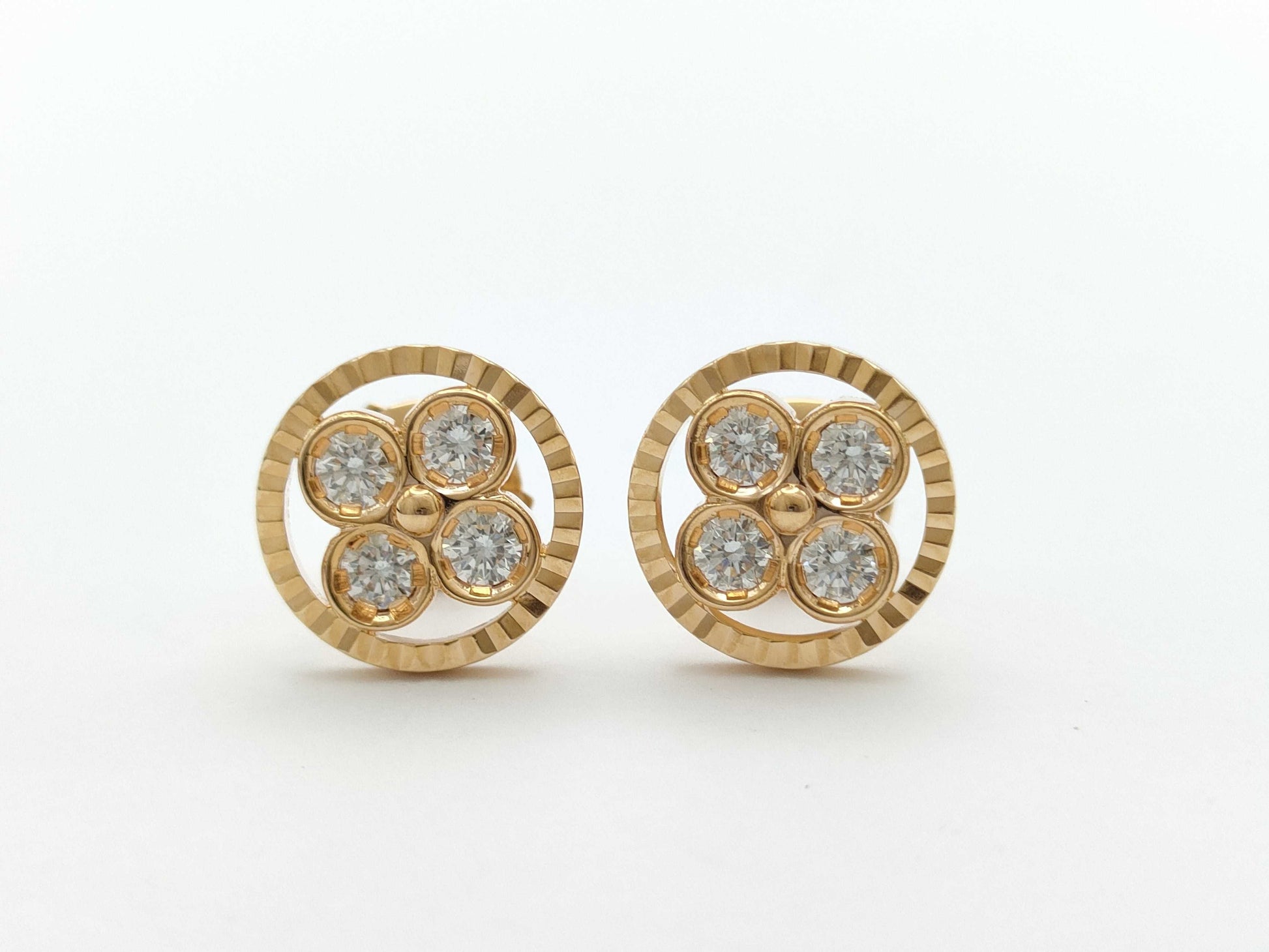 LOUIS VUITTON Pughs-Saint-Blossom BB Diamonds PG Au750 2.9g Earrings