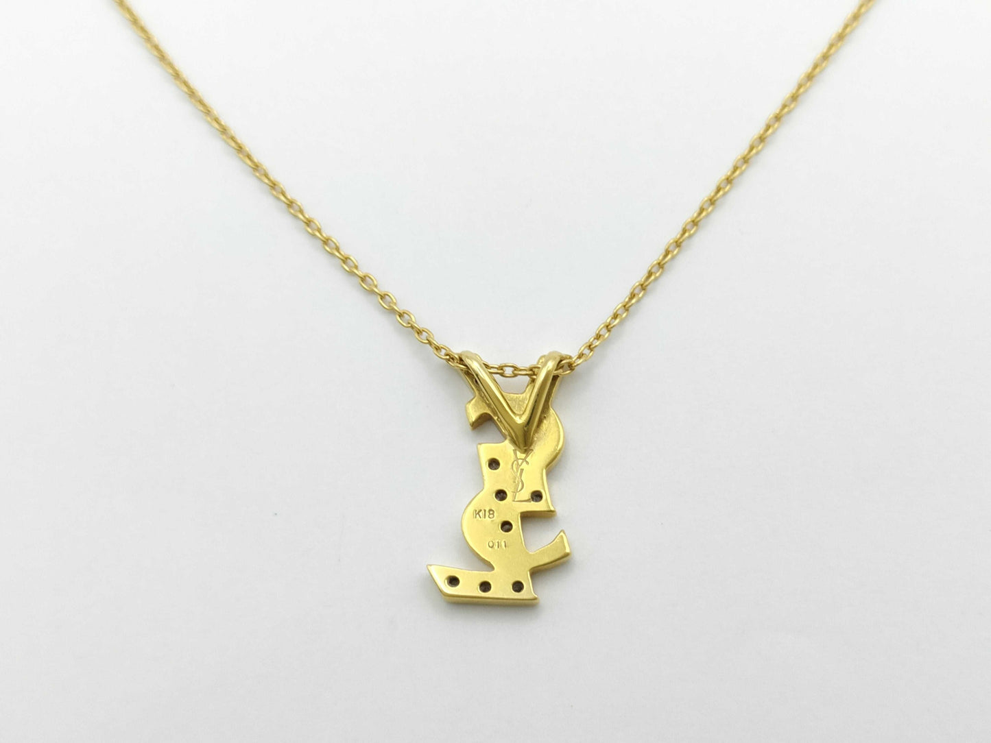 Yves Saint Laurent Logo D0.11ct K18 3.4g Necklace in Precious Metal