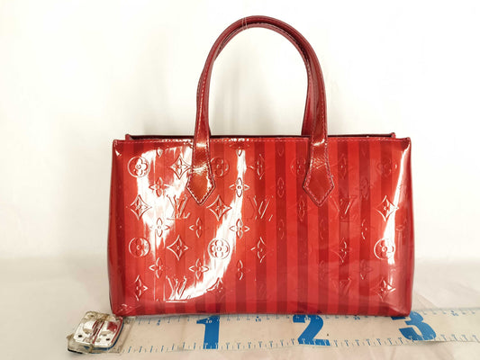 LOUIS VUITTON Vernis Wilshire Handbag