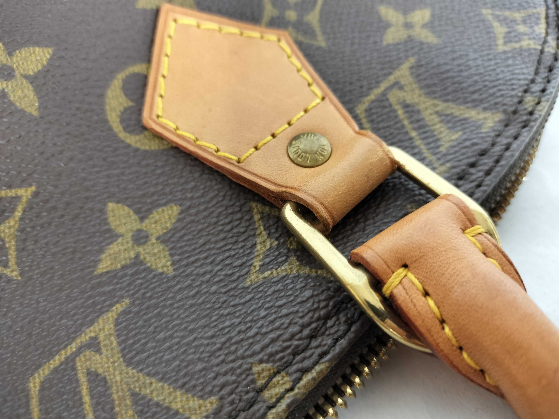 LOUIS VUITTON Monogram Alma Handbag