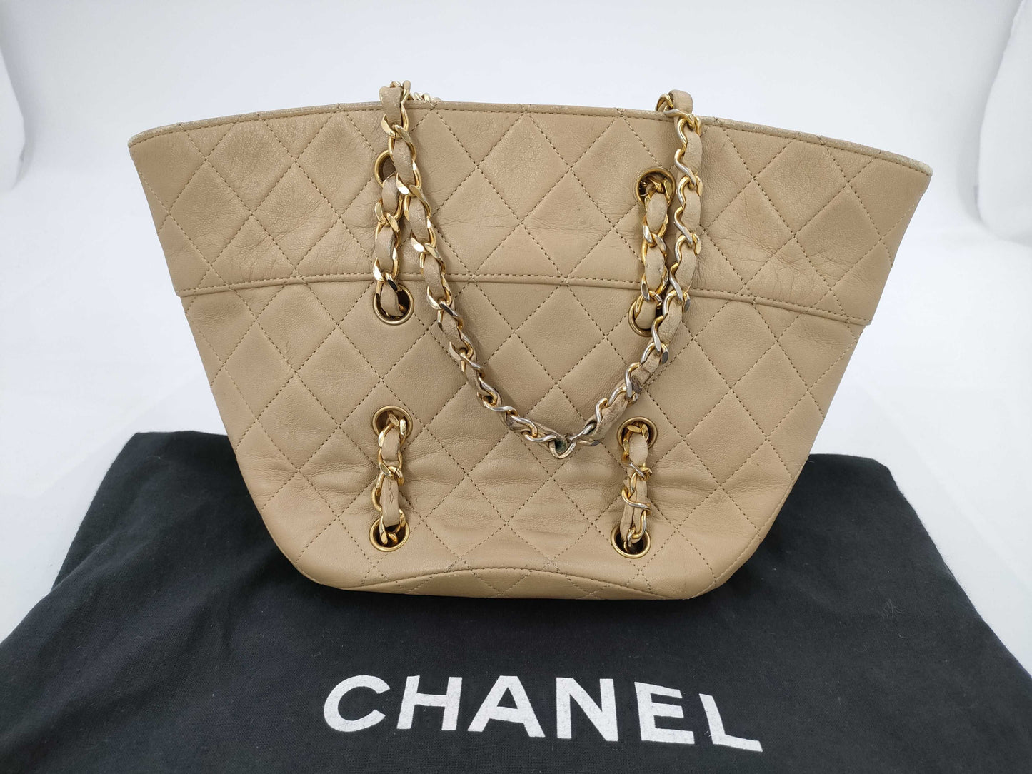 CHANEL Matlasse Chain Shoulder Bag 1st Beige Shoulder Bag