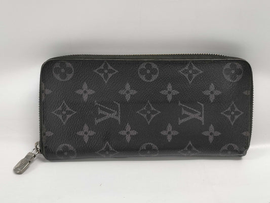 LOUIS VUITTON Monogram Eclipse Zippy Wallet