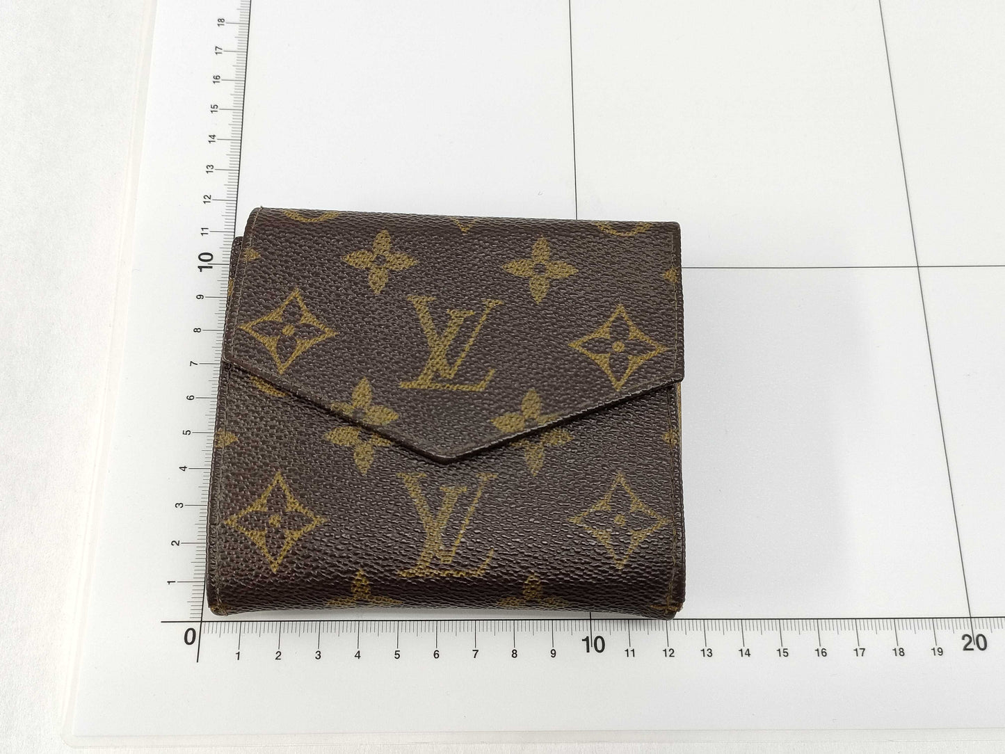 LOUIS VUITTON Monogram Louis Vuitton Monogram Folding Wallet
