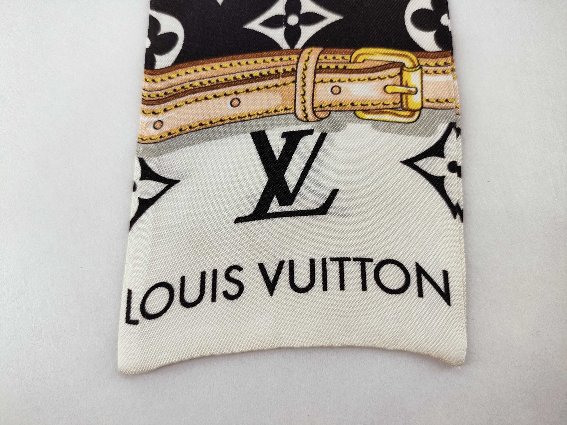 LOUIS VUITTON Monogram Confidential Bandeau M78656 Other Accessories