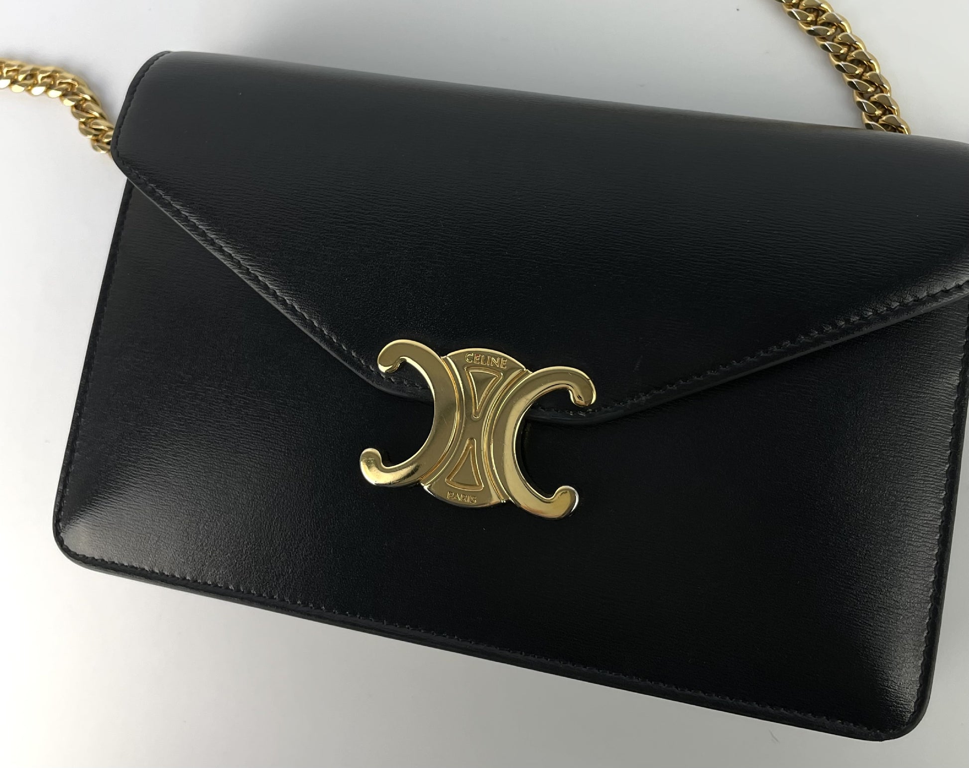 CELINE マーゴ トリオンフ レザー ブラック チェーン ショルダーバッグ