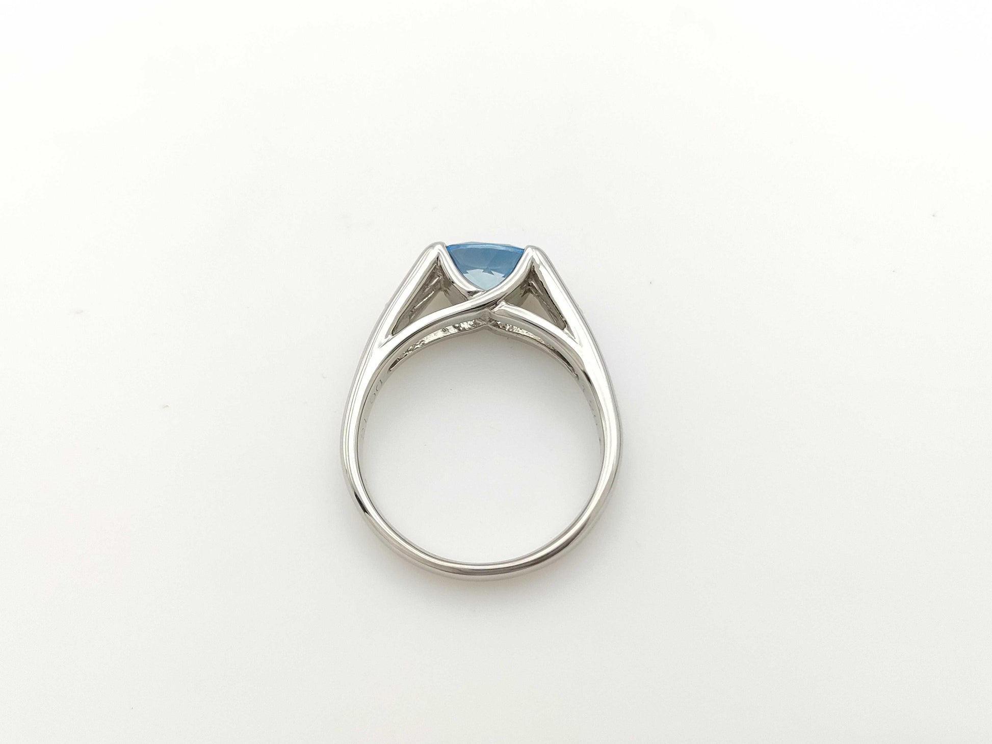 AQ1.20ct D0.13ct PT900 7.8g Ring