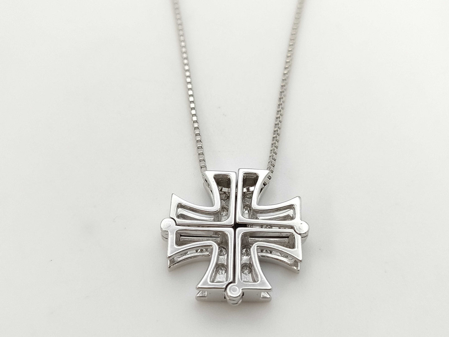TASAKI TASAKI D0.39ct Cross K18WG 9.2g Necklace