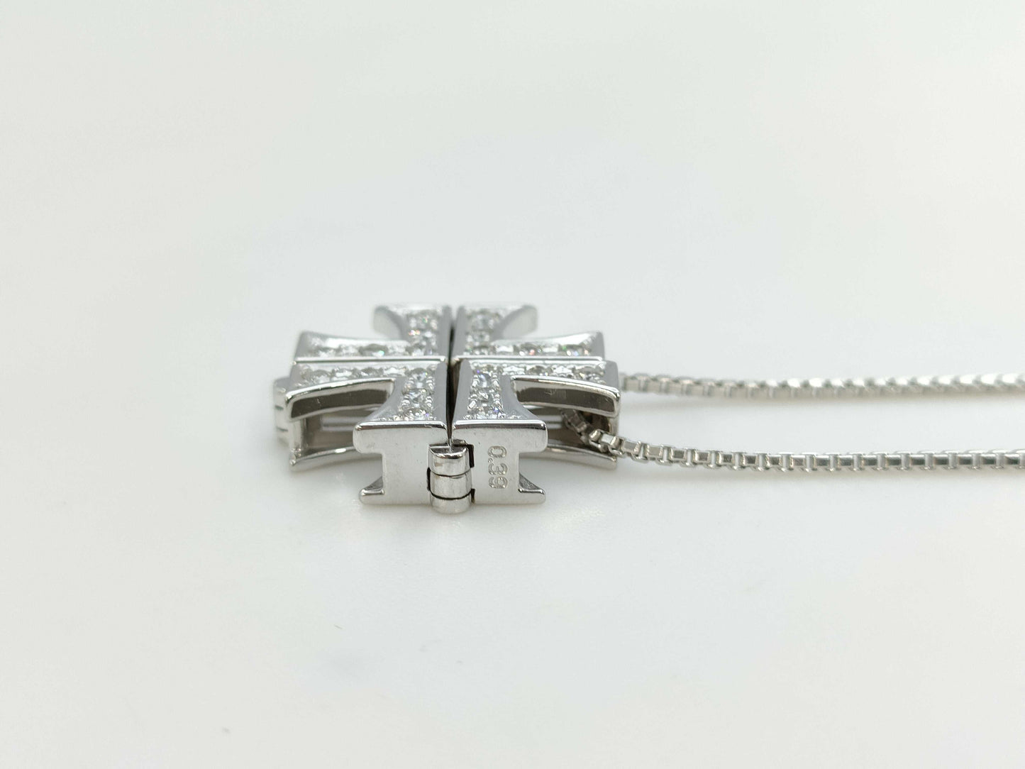 TASAKI TASAKI D0.39ct Cross K18WG 9.2g Necklace