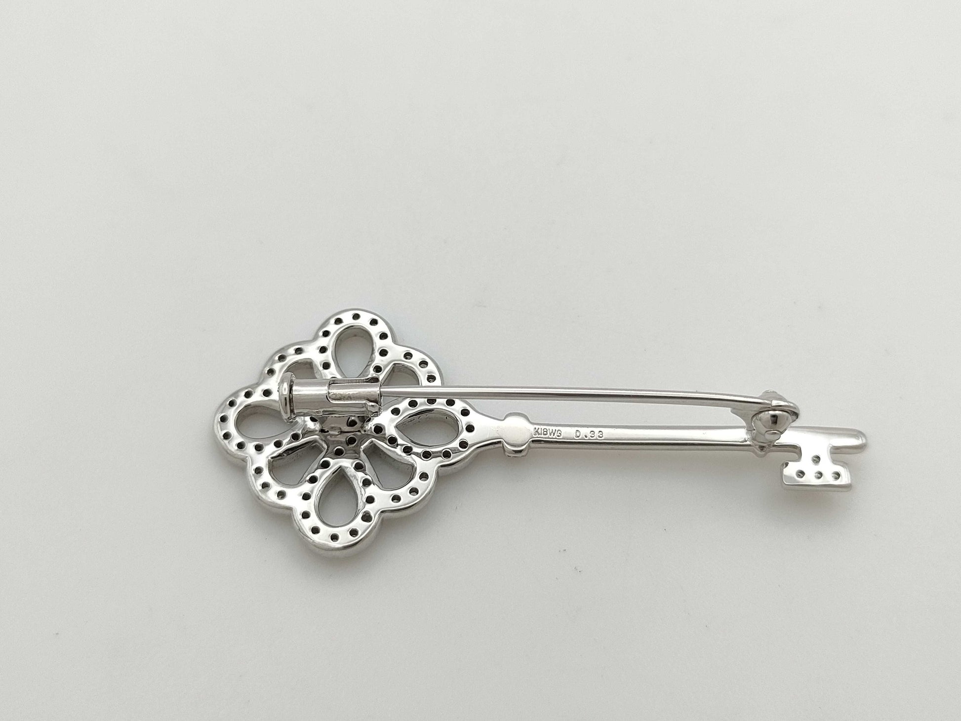 D0.33ct K18WG 4.7g Brooch