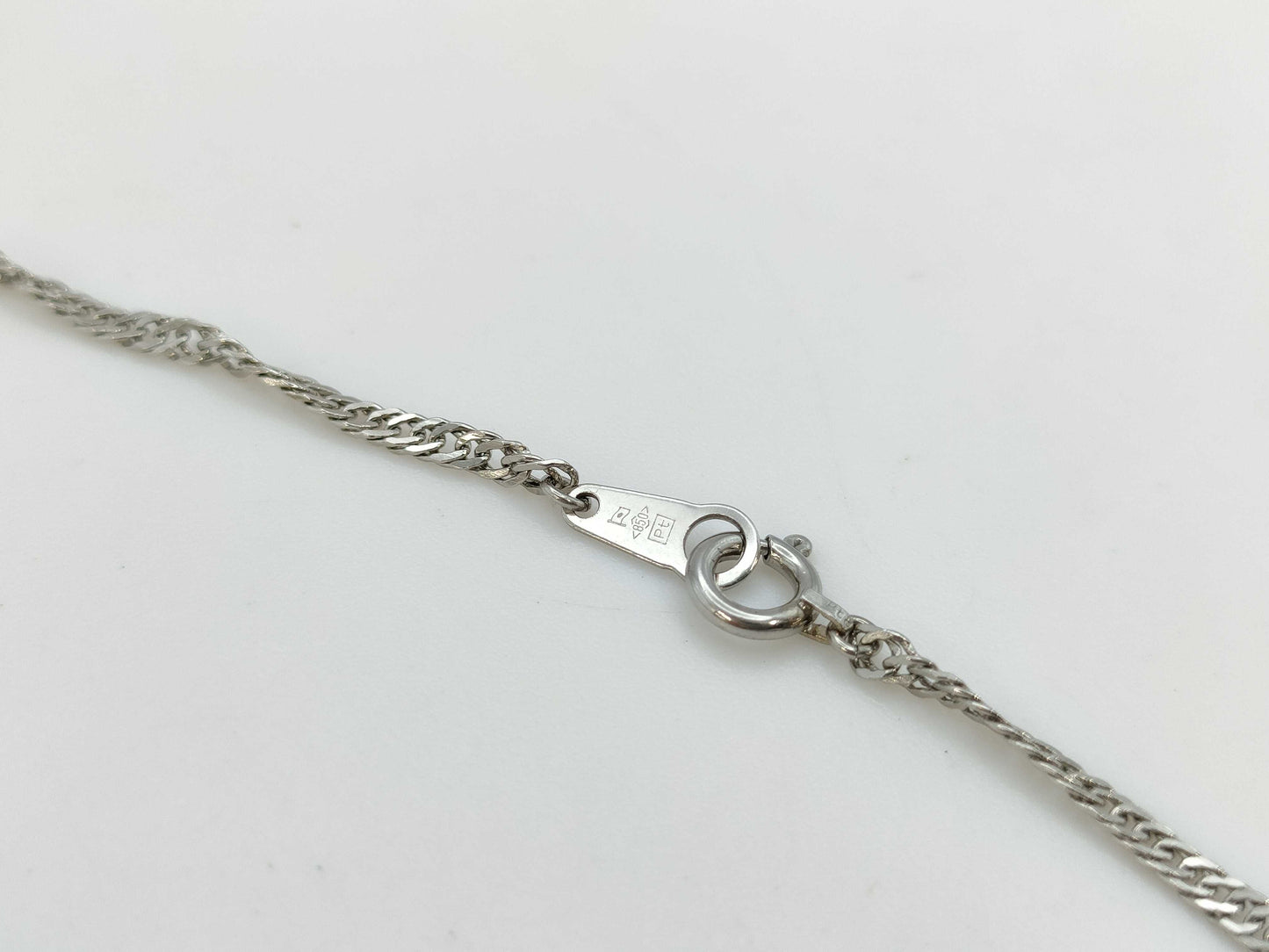 E2.00ct D0.02ct PT900/850 8.0g Necklace