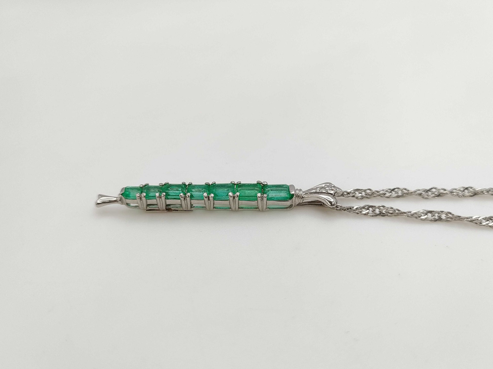 E2.00ct D0.02ct PT900/850 8.0g Necklace