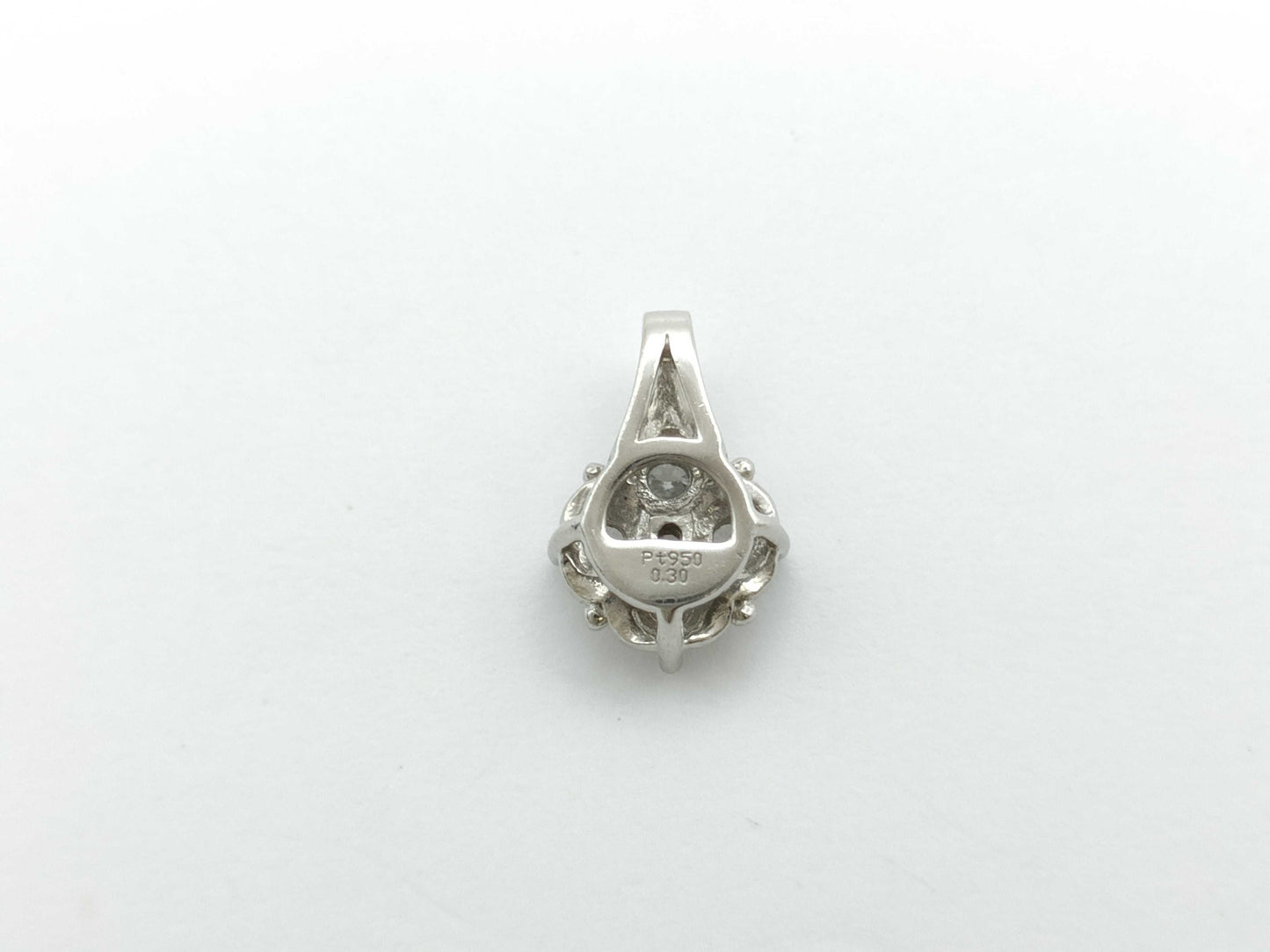 D0.30ct PT950 1.4g Pendant Top