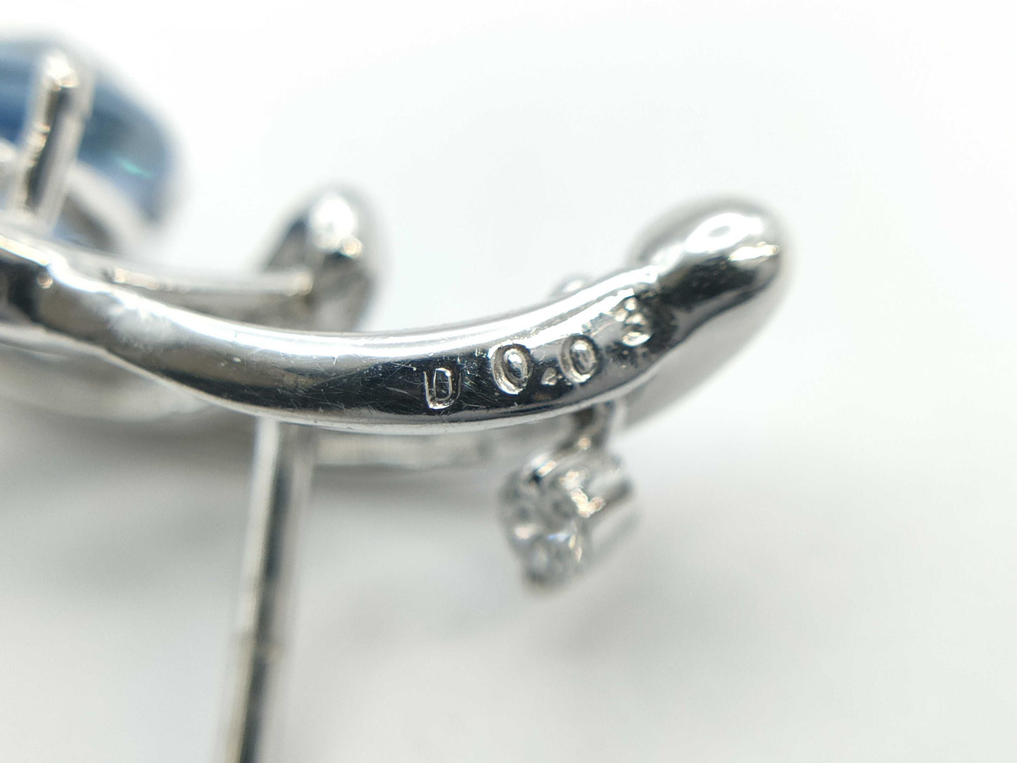 AQ1.04ct D0.25ct D0.03ct K18WG 2.6g Tie Pin Cuffs