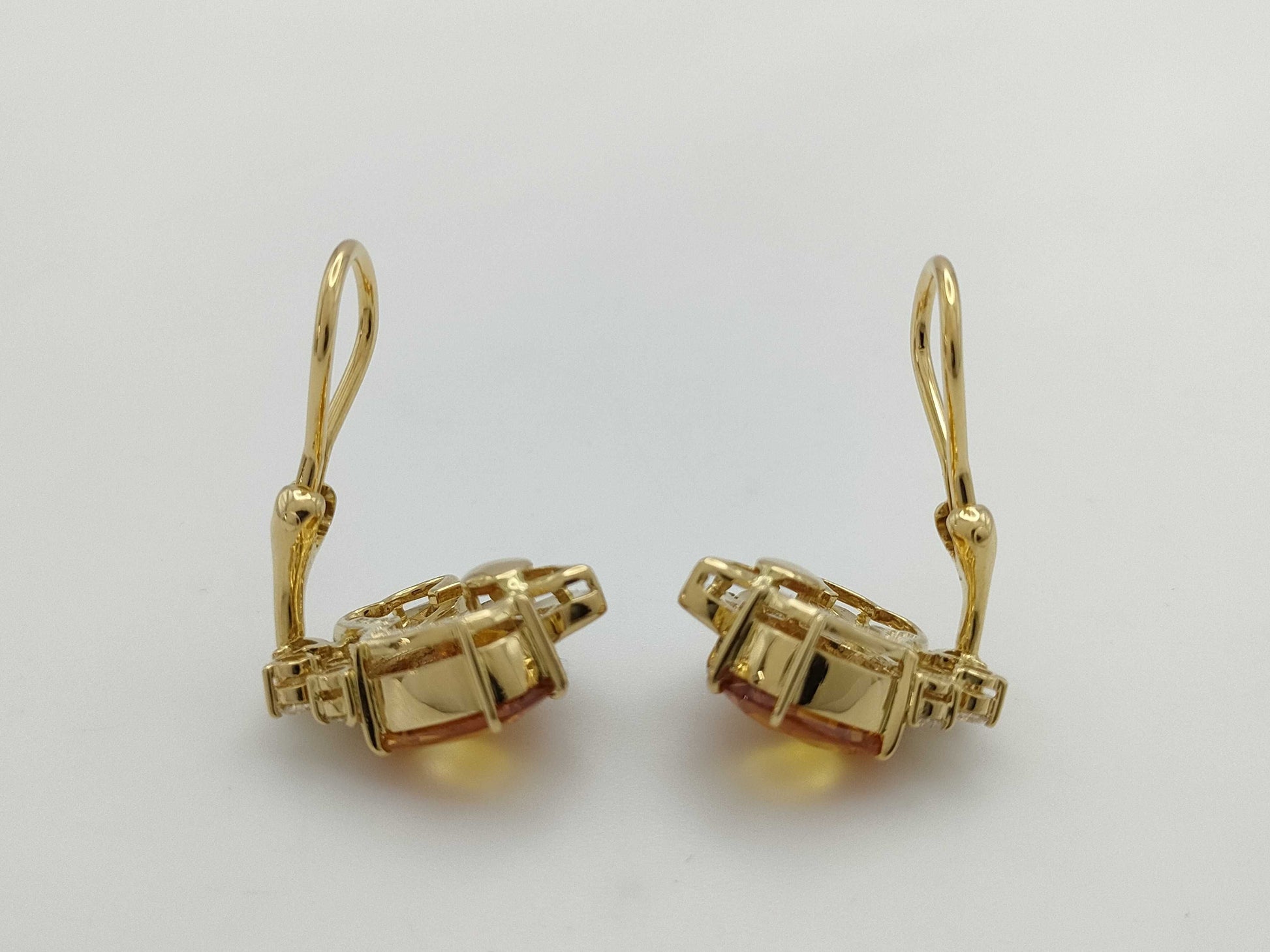 MIKIMOTO GS4.12Ct GS3.81Ct D0.42Ct D0.42Ct K18 12.5g Earrings