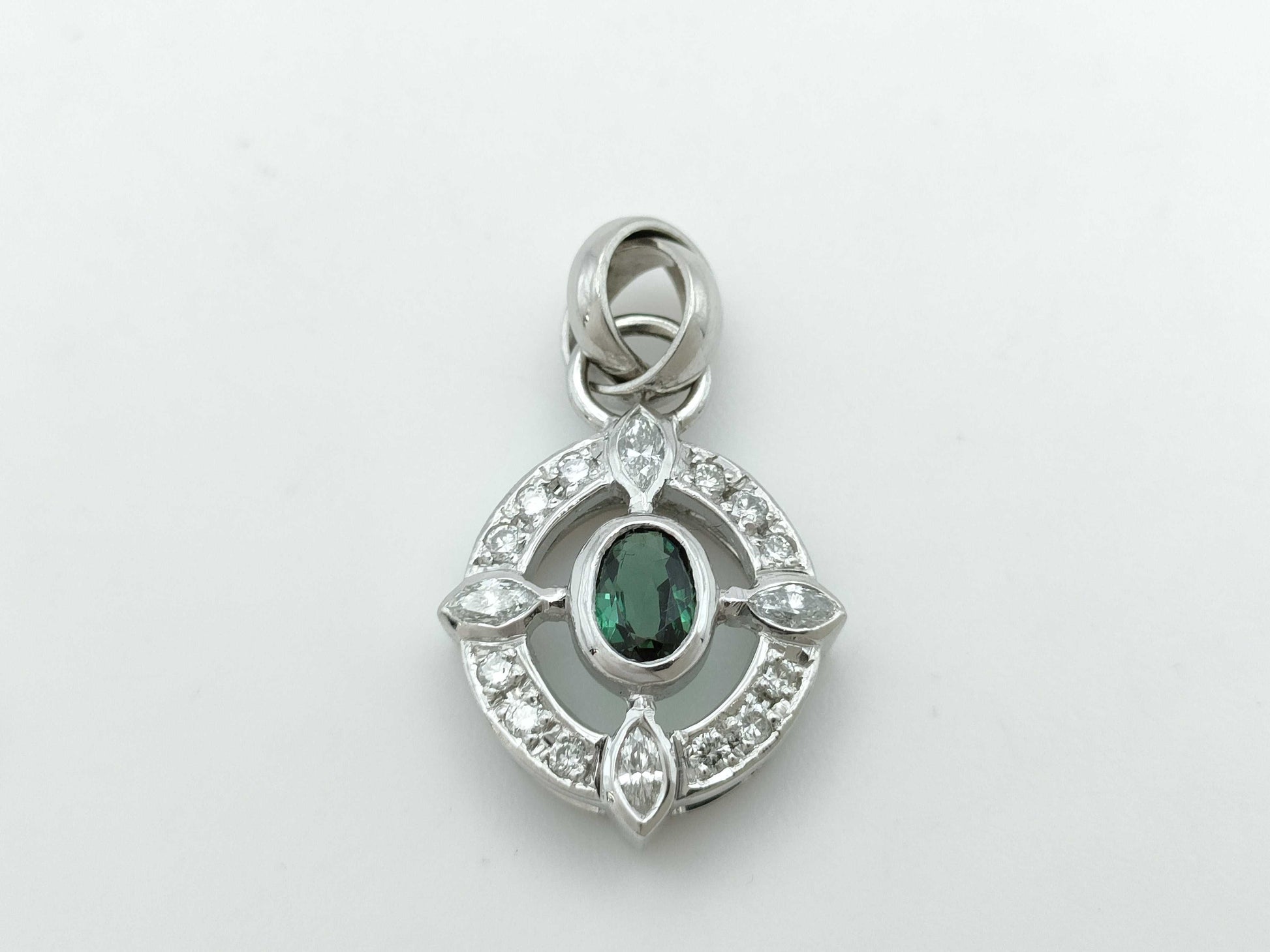 AX0.40ct D0.30ct PT900 3.9g Pendant Top