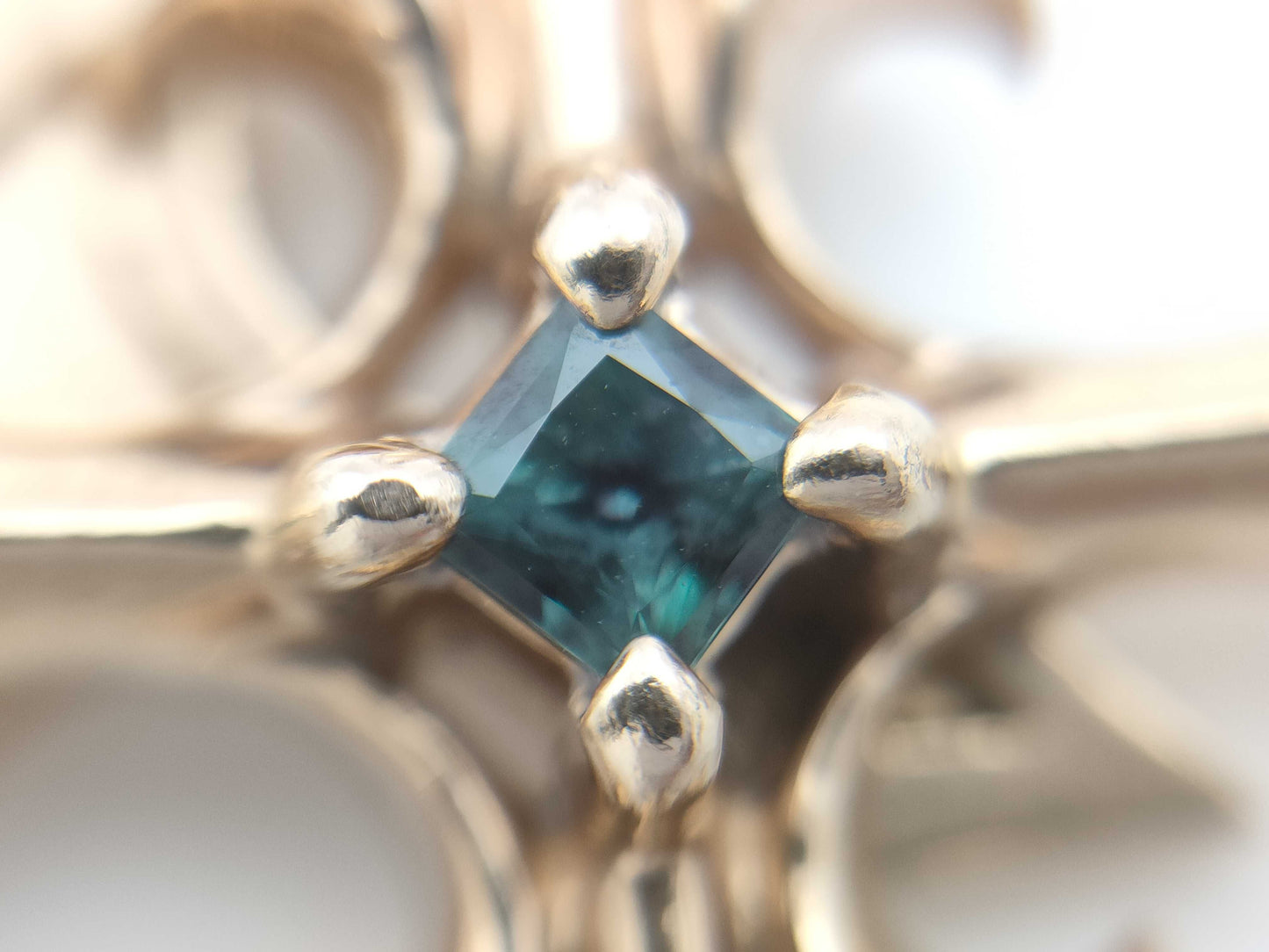 AX0.219ct K18 13.4g Pendant Top