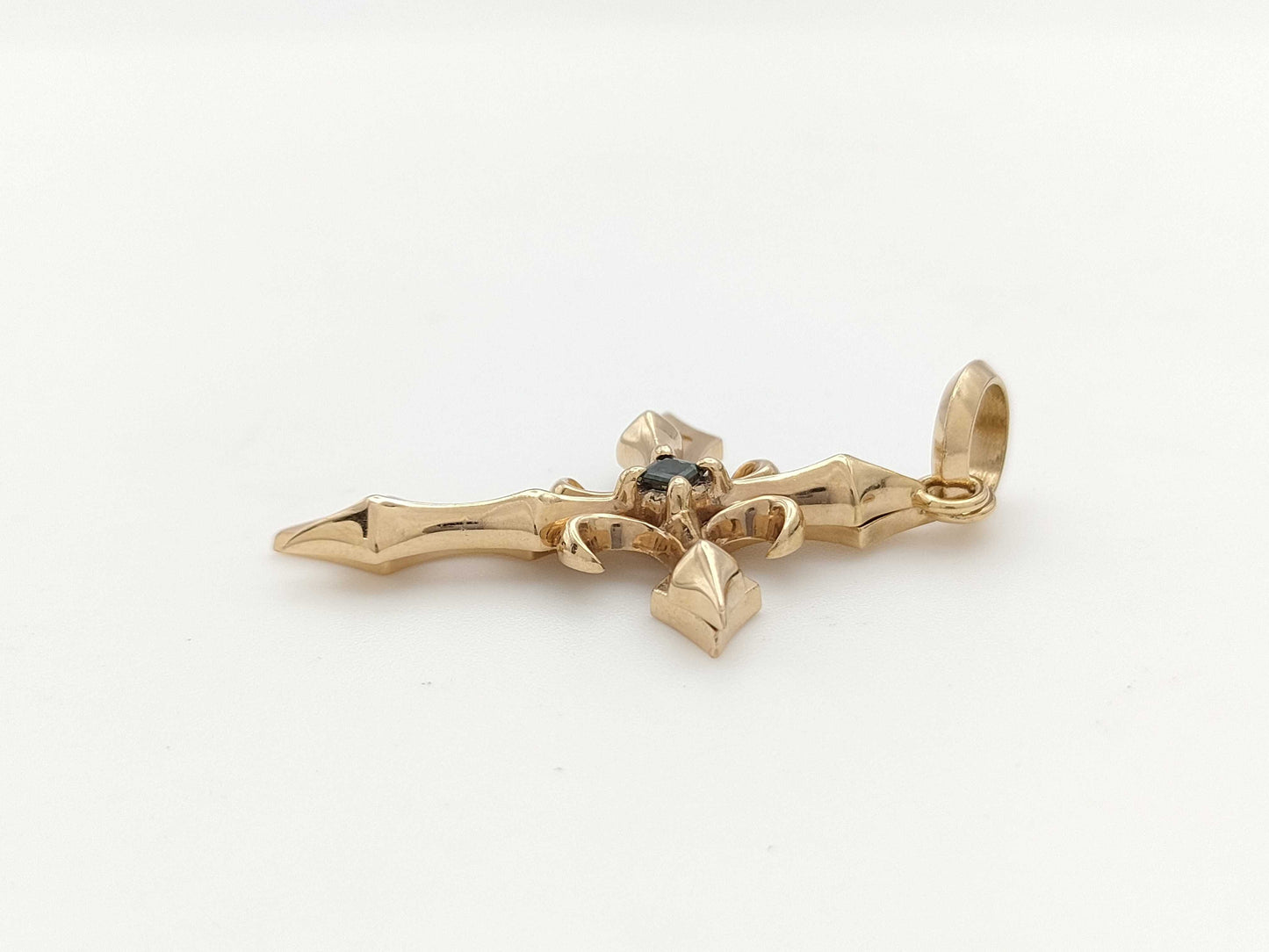AX0.219ct K18 13.4g Pendant Top