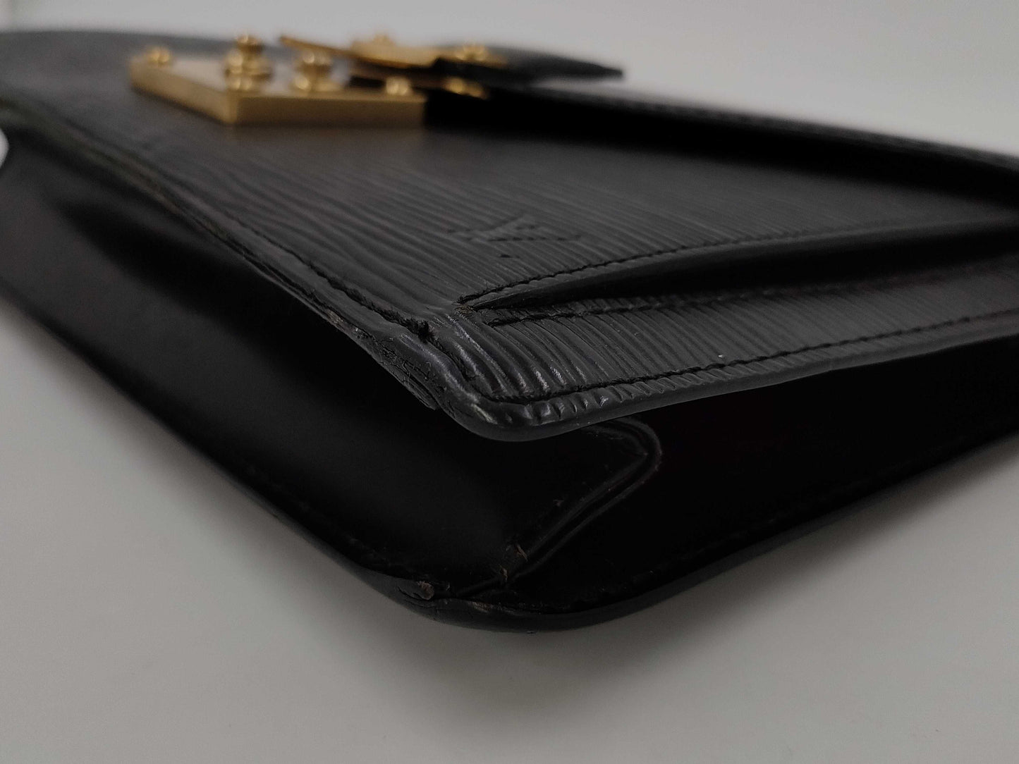 LOUIS VUITTON Epi Pochette Serie Dragonne M52612 VI0999 Second Bag