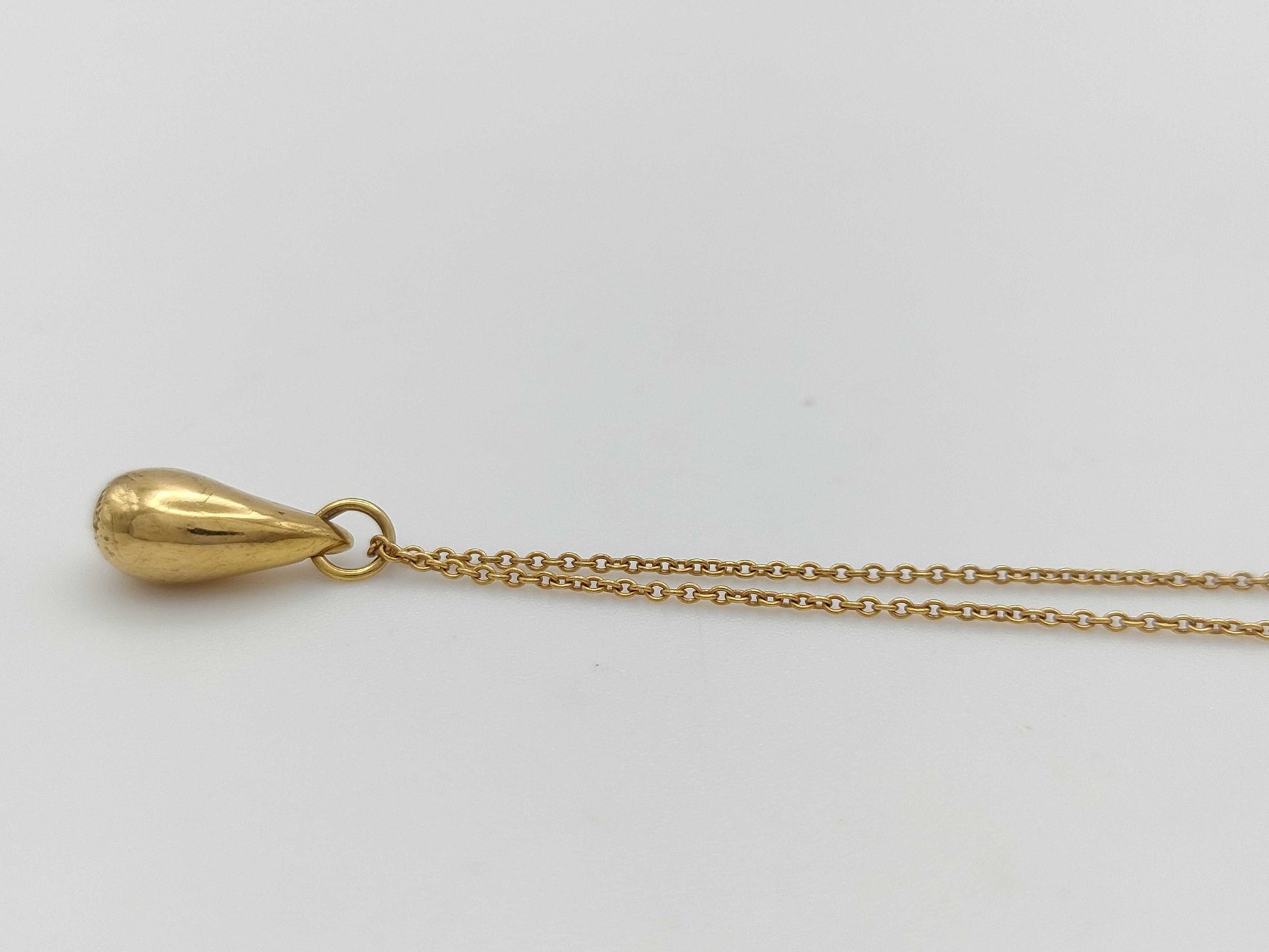Tiffany&Co. Teardrop YG 18K 4.7g Necklace