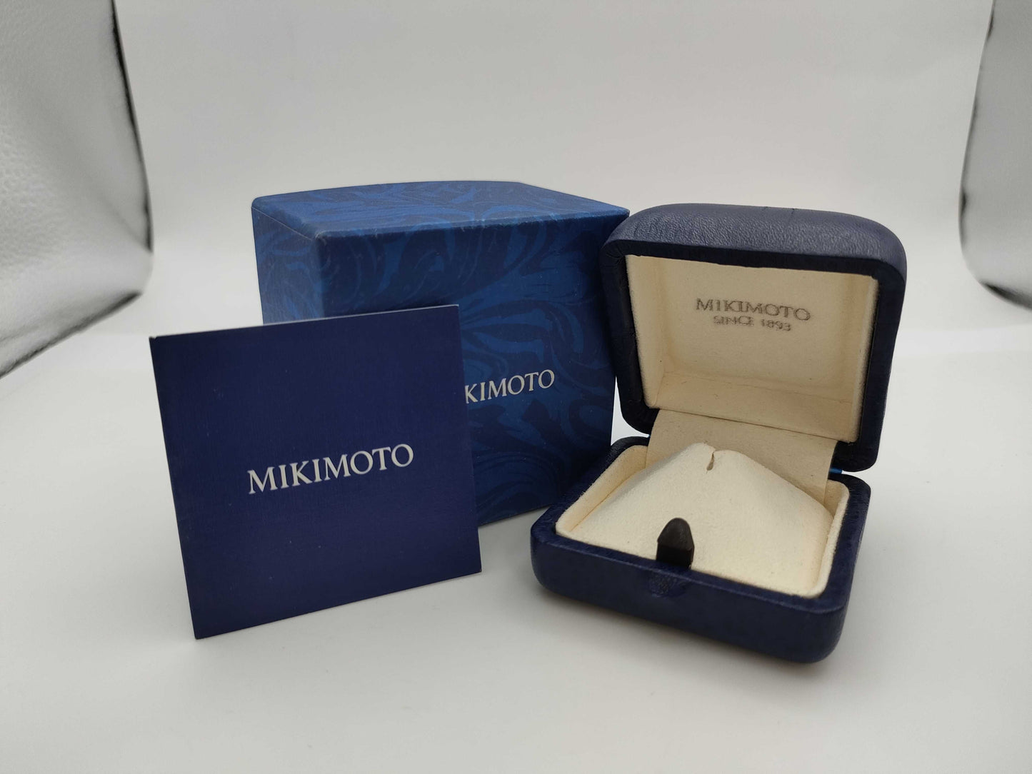 MIKIMOTO Pearl Diameter Approx. 5.9mm-7.9mm K18 3.4g Tie Pin Cuffs