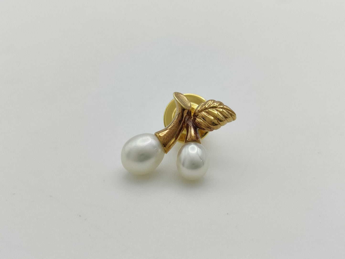 MIKIMOTO Pearl Diameter Approx. 5.9mm-7.9mm K18 3.4g Tie Pin Cuffs