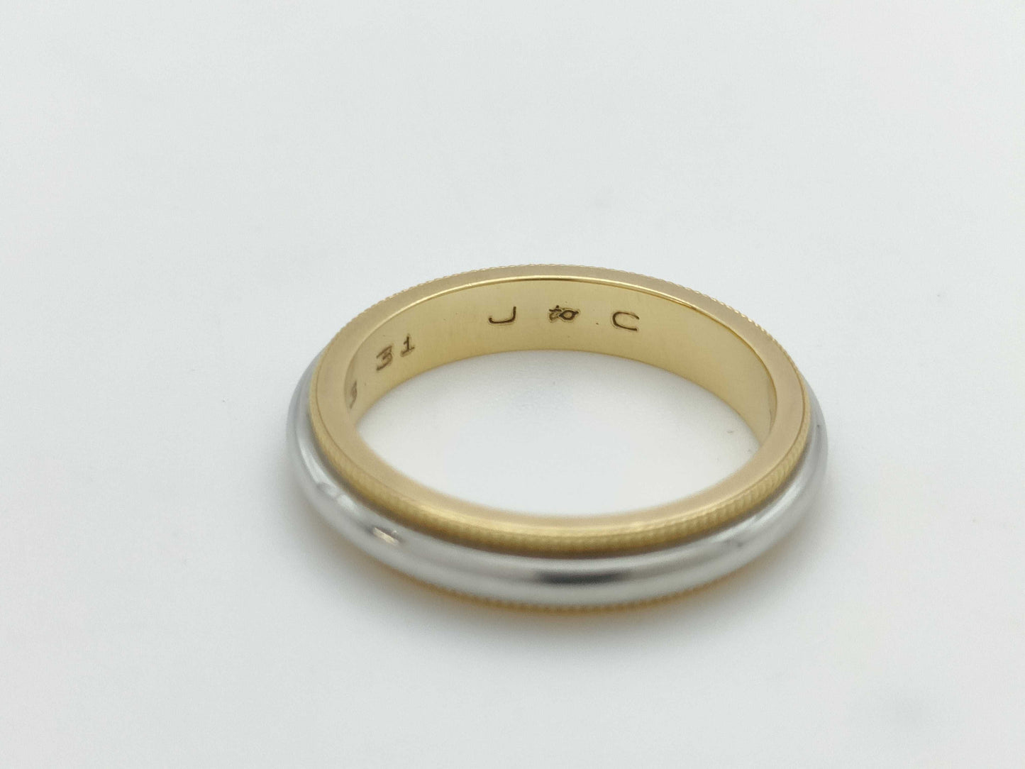Tiffany & Co. Milgrain PT950/750 5.6g Ring