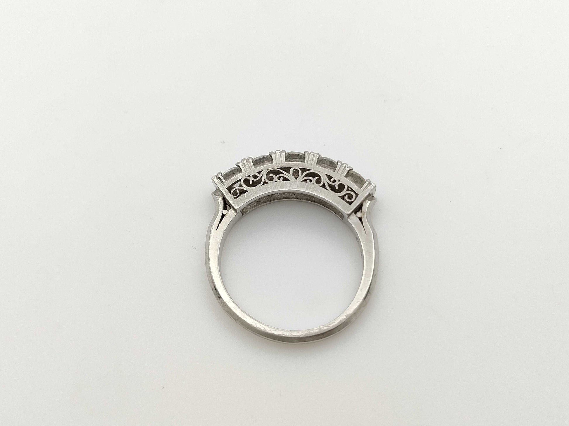 Diamond PT900 5.5g Ring