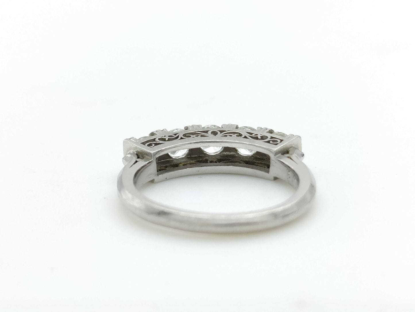 Diamond PT900 5.5g Ring