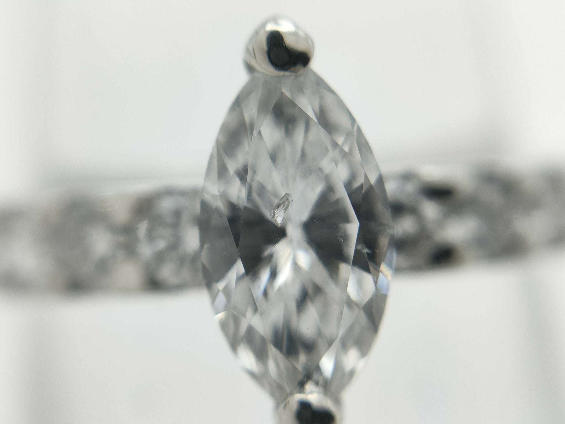 D0.557ct/0.36ct PT900 4.5g Ring