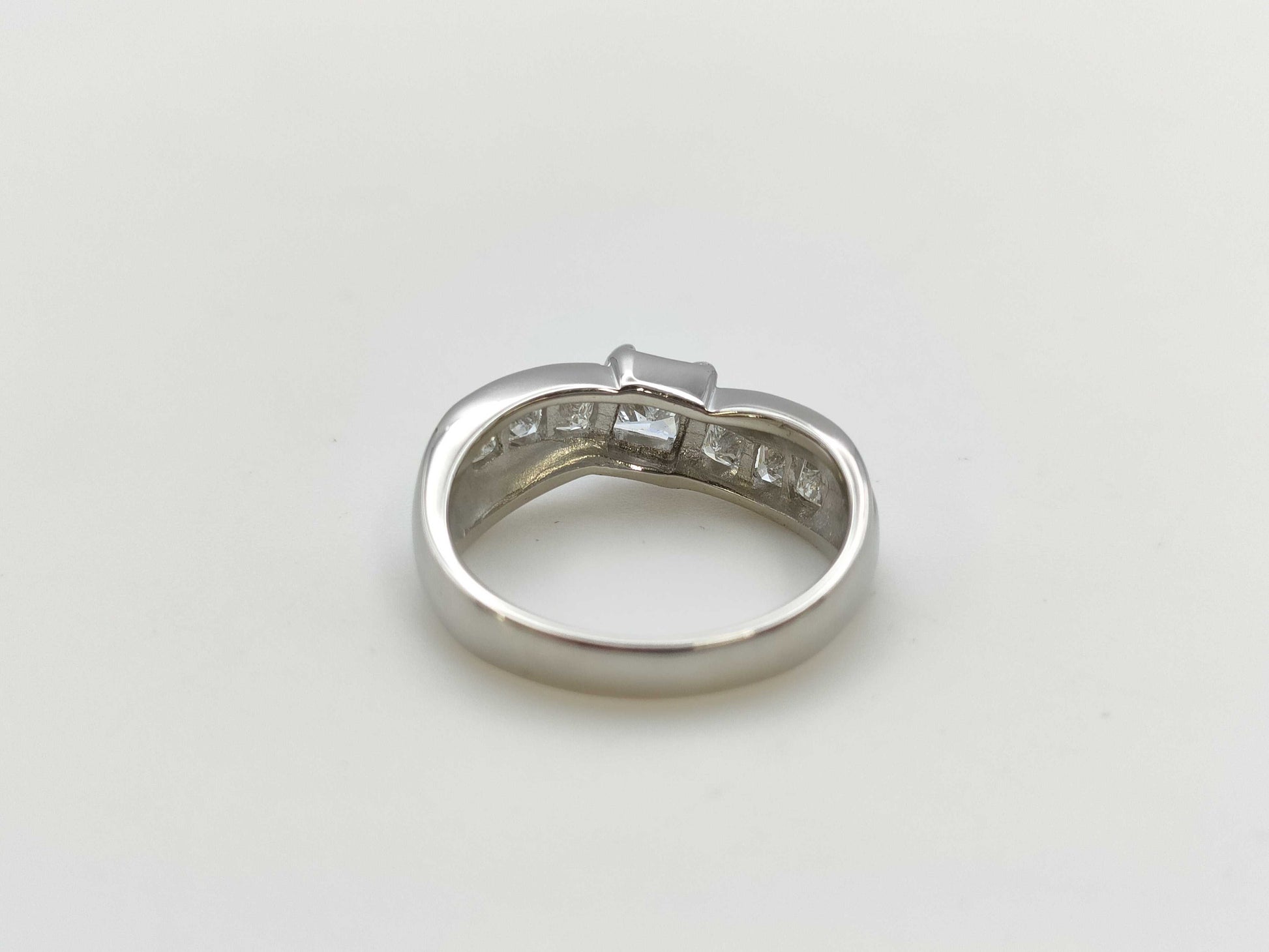 D1.01ct PT900 6.3g Ring