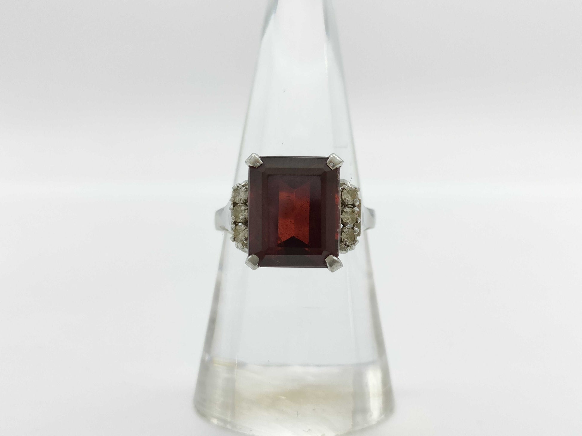 G7.30ct D0.11ct PT900 6.7g Ring