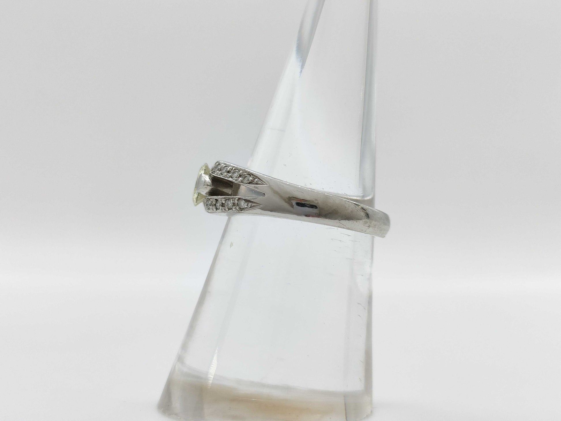 D0.40ct FD0.06ct PT900 6.5g Ring