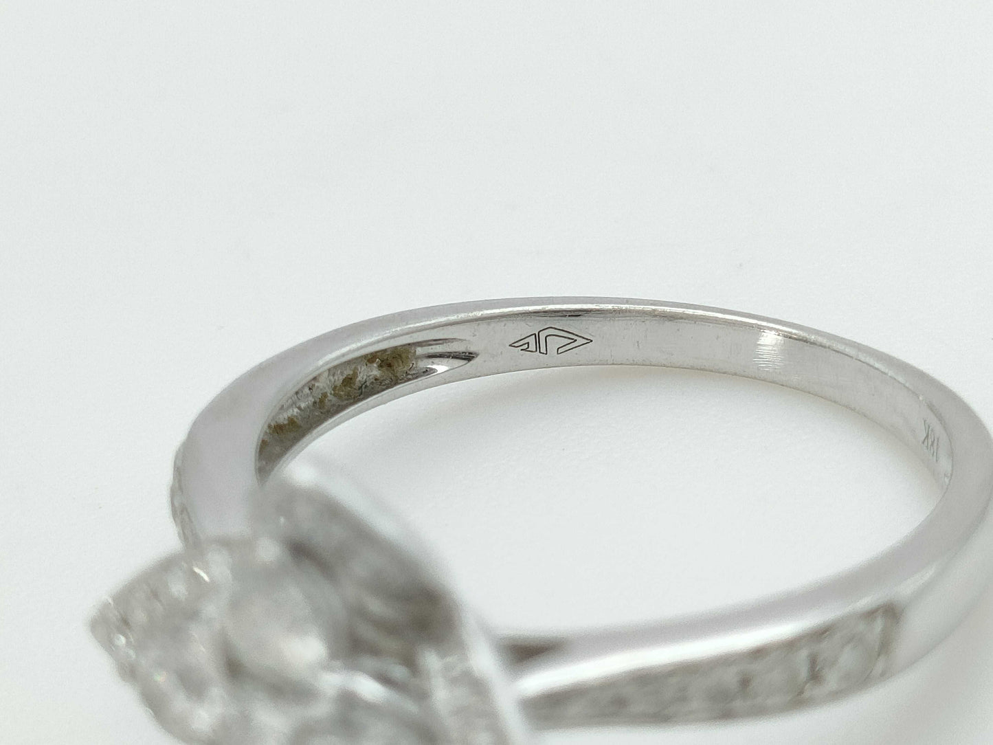 Diamond K18 3.2g Ring