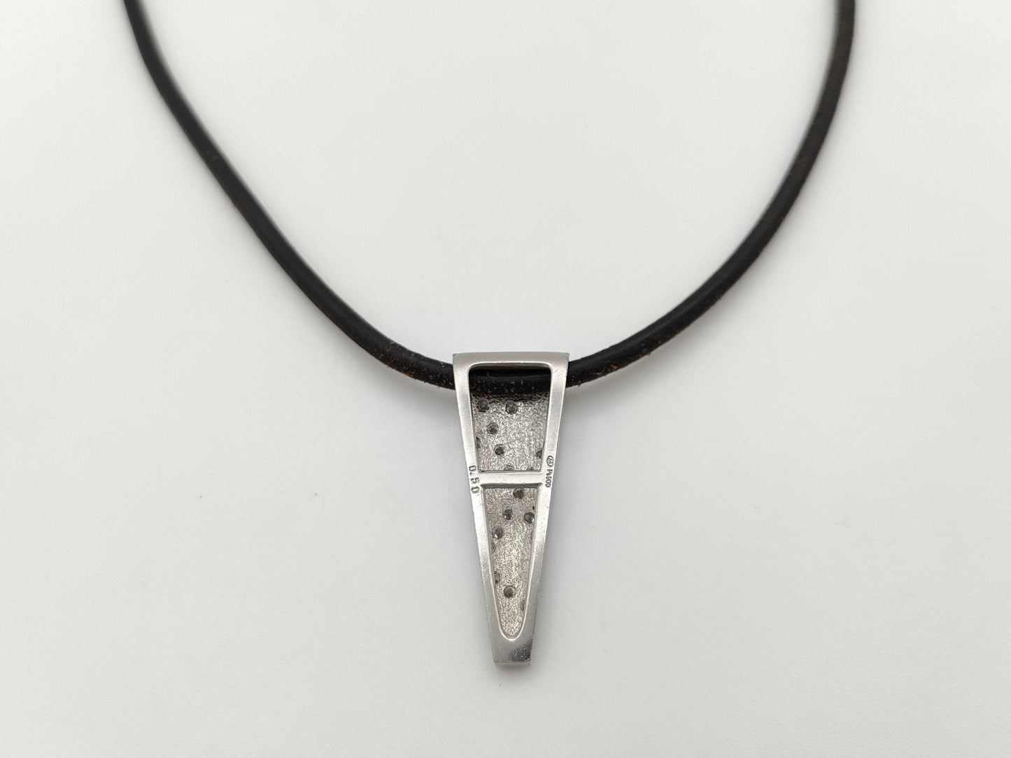 D0.50ct PT900/K18WG 9.0g Necklace