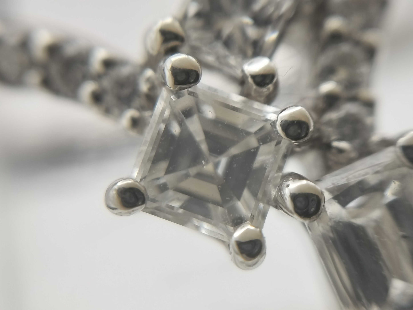 D0.45ct/0.20ct PT950 4.9g Ring