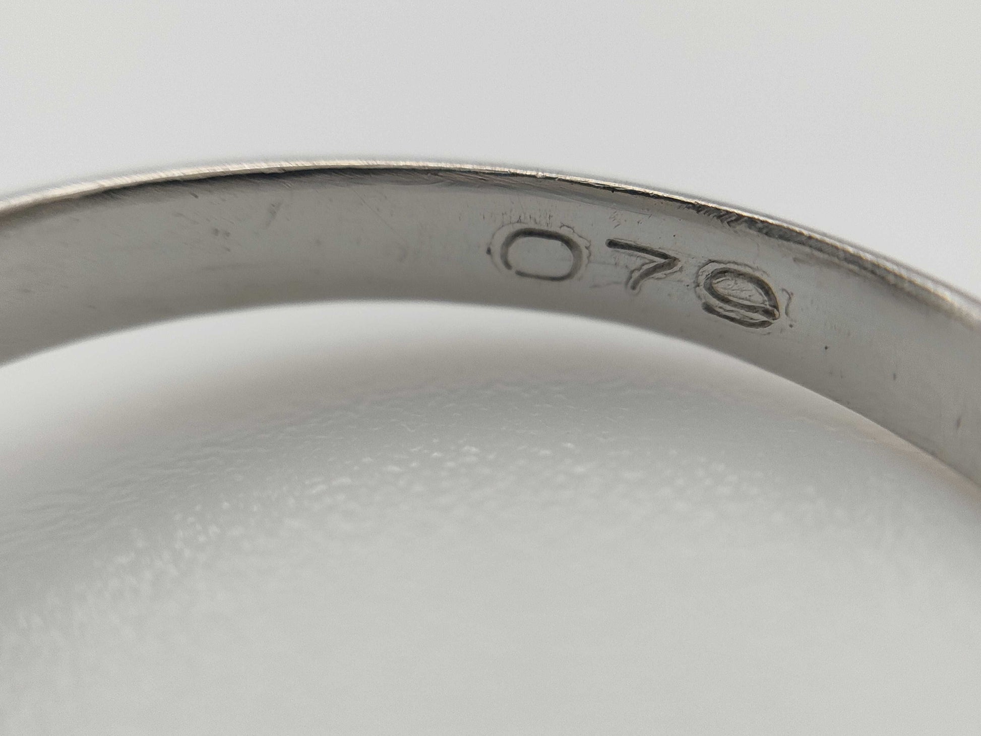 D0.79ct PT850 3.6g Ring