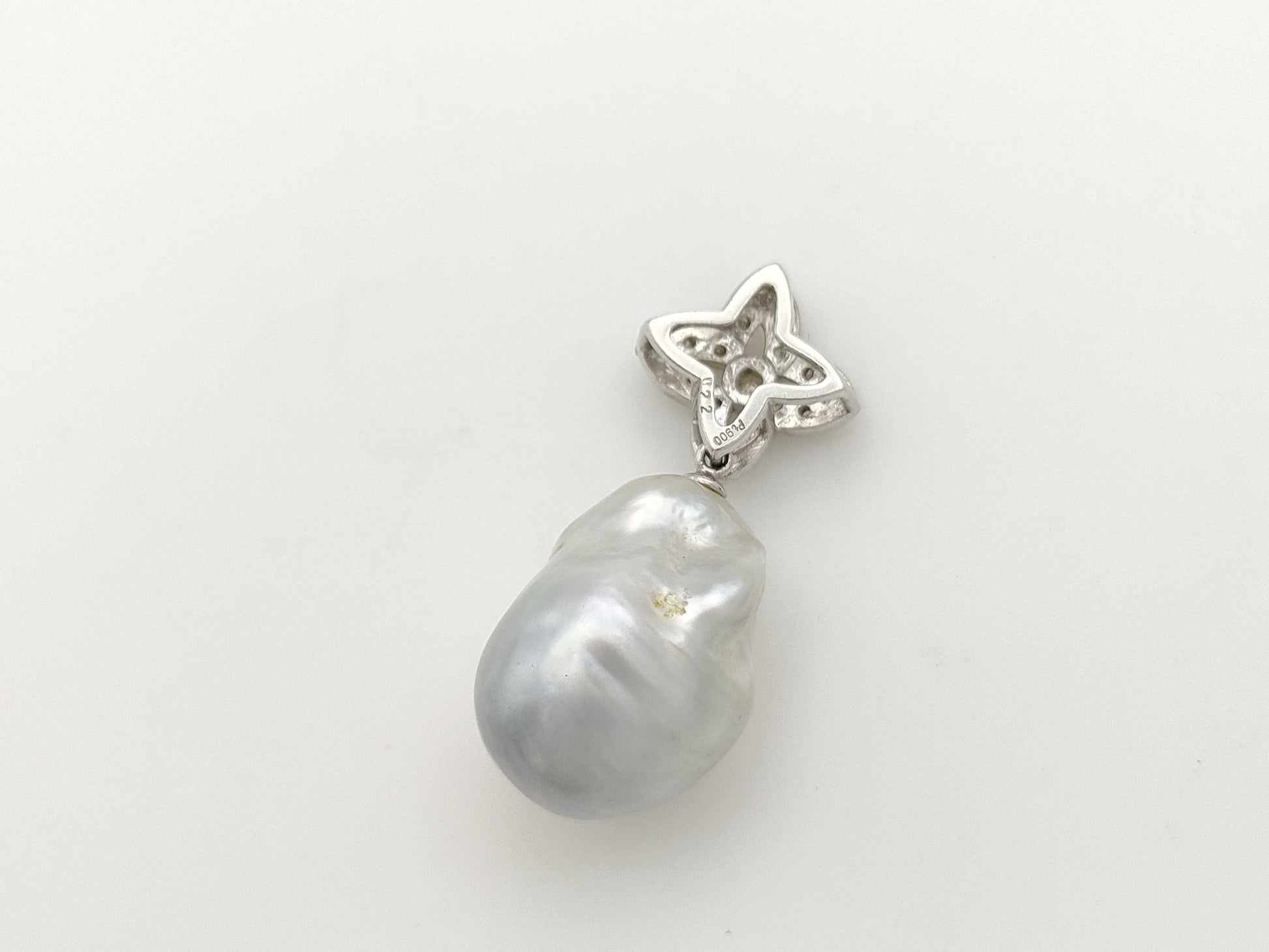 Pearl Diameter Approx. 15.2*21.4mm D0.22ct PT900 9.0g Pendant Top